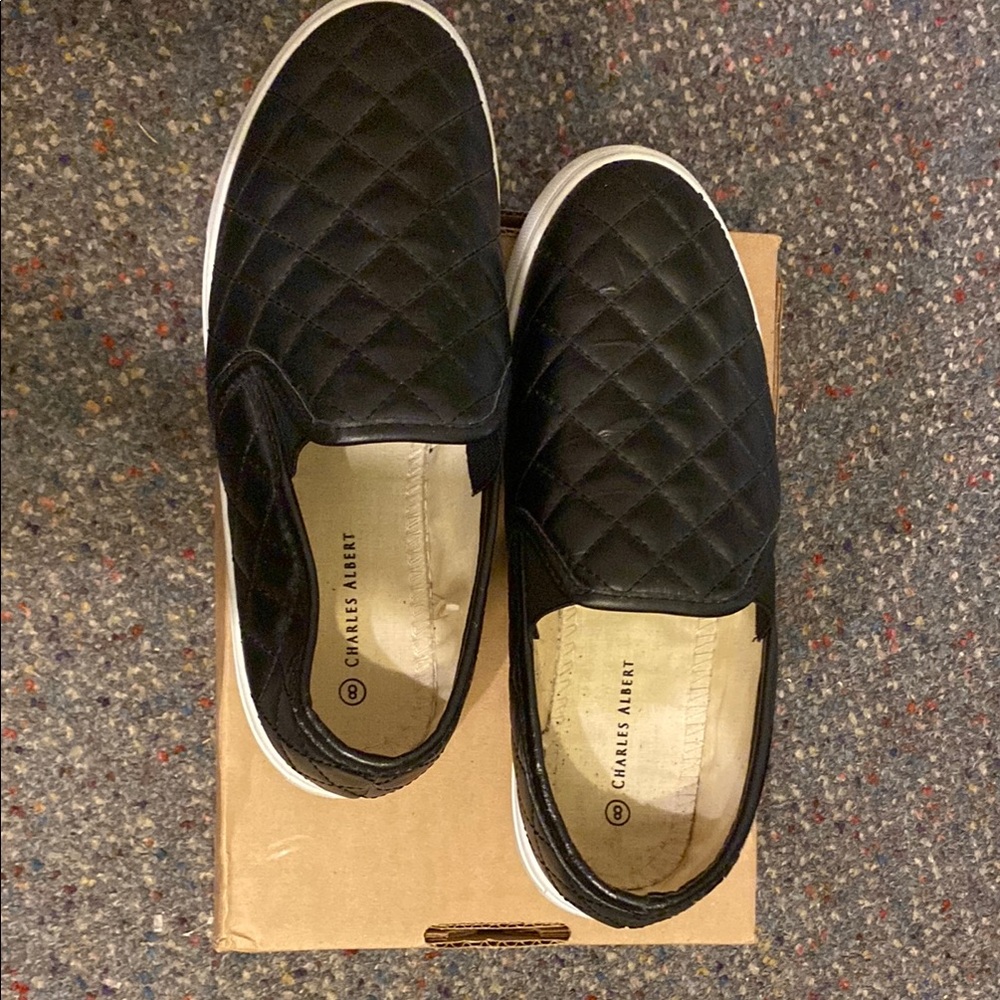 🛝⬇️ Charles Albert Men's Black Slip-On Shoes